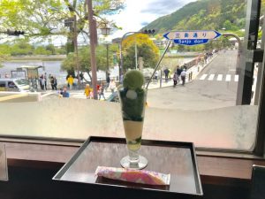 抹茶パフェ